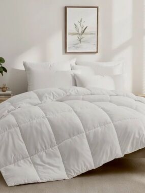 Lightweight Down Alternative Comforter King Size